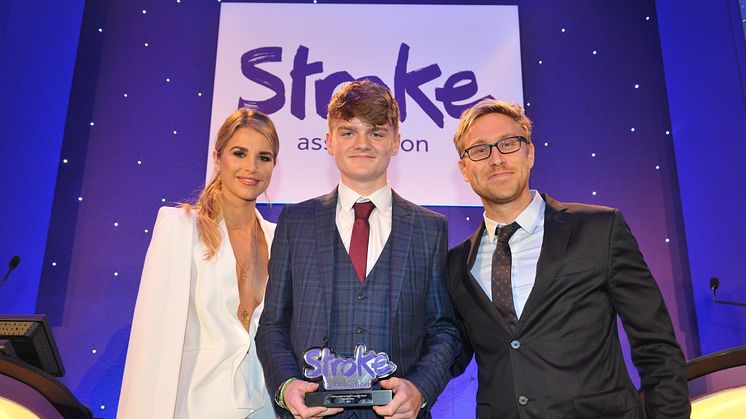 ​14 year-old stroke survivor wins national courage award