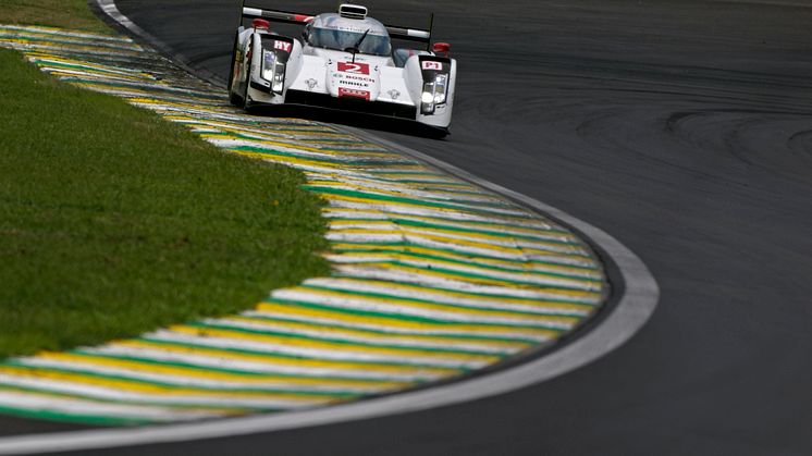 Audi R18 e-tron quattro #2 (Audi Sport Team Joest), Marcel Fässler, André Lotterer, Benoît Tréluyer
