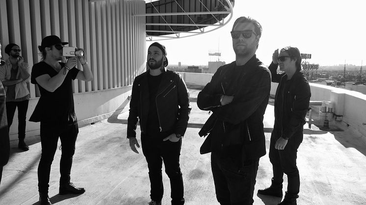 LEAVE THE WORLD BEHIND - filmen om Swedish House Mafia visas exklusivt på SF Bio i hela landet. 