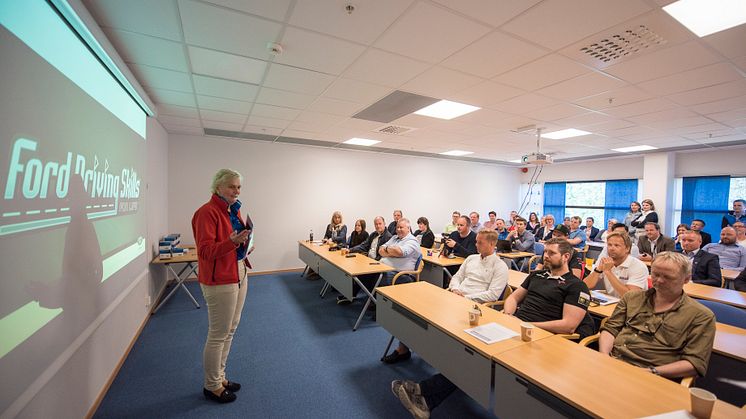 Fra pressekonferansen hvor Ford Motor Norge og forsikringsselskapet If lanserer et unikt opplæromgsprogram for unge sjåfører Ford Driving Skills for Life