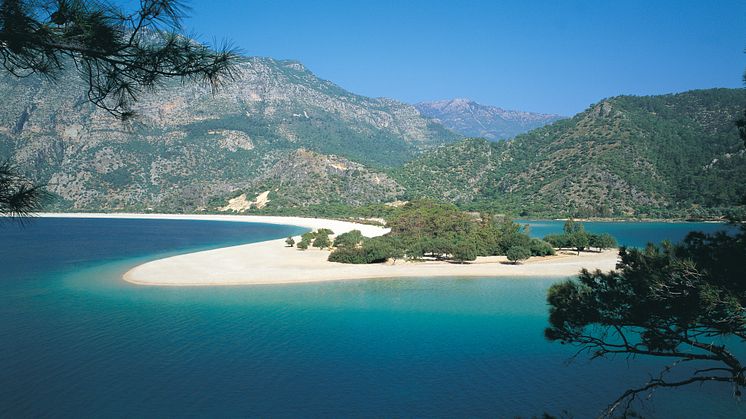 Revealed: the world’s best value holiday hotspots and the destinations already proving popular with Britons in 2022