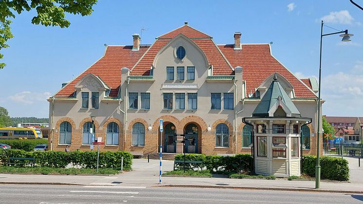 Varsam renovering av Mariestads stationshus