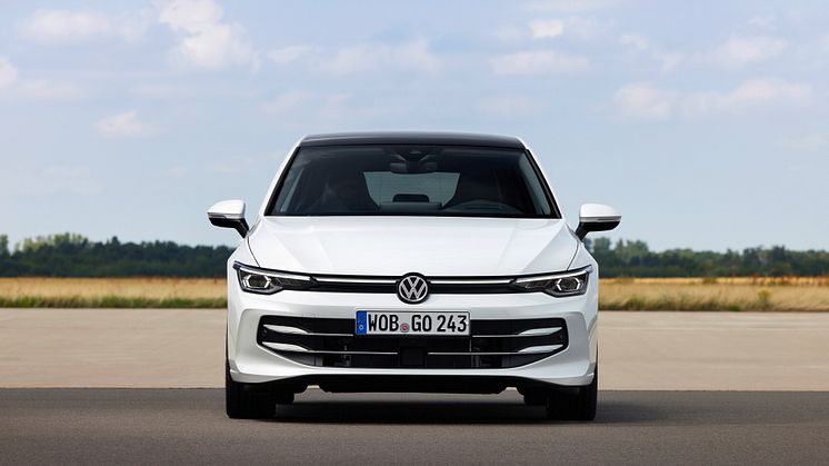 Forsalget af den nye opgraderede Golf 8 er startet
