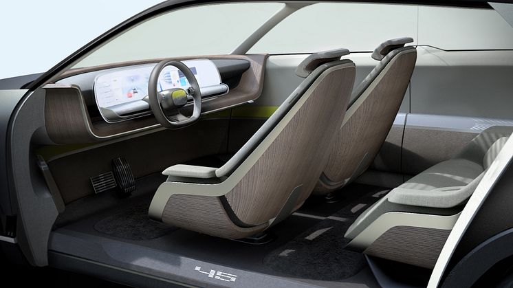 Hyundai 45.