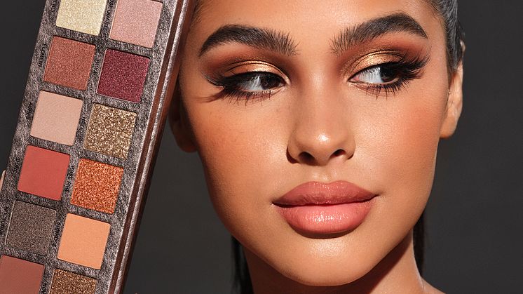 Anastasia Beverly Hills lanserar nya ögonskuggspaletten Rose Metals 