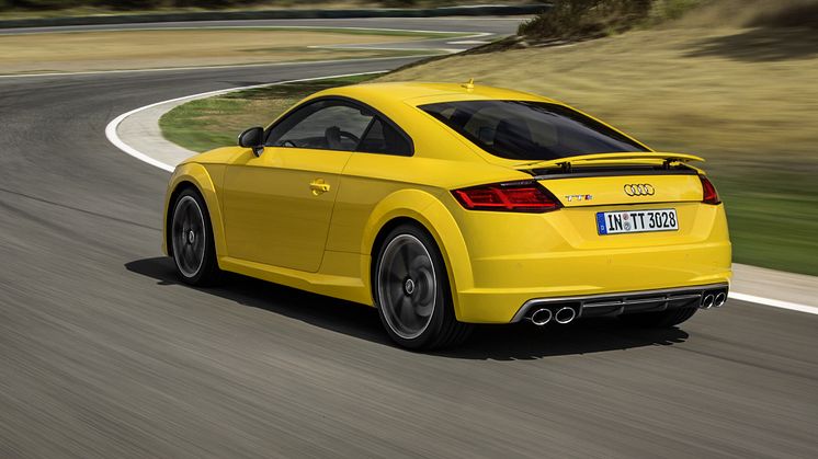 Audi TTS Coupé i Vegas gul