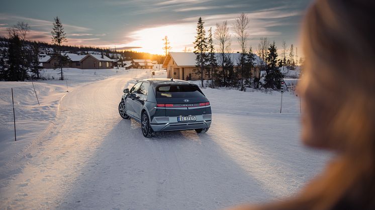 0595-chaerry21a_Hyundai_Oslo21.jpg