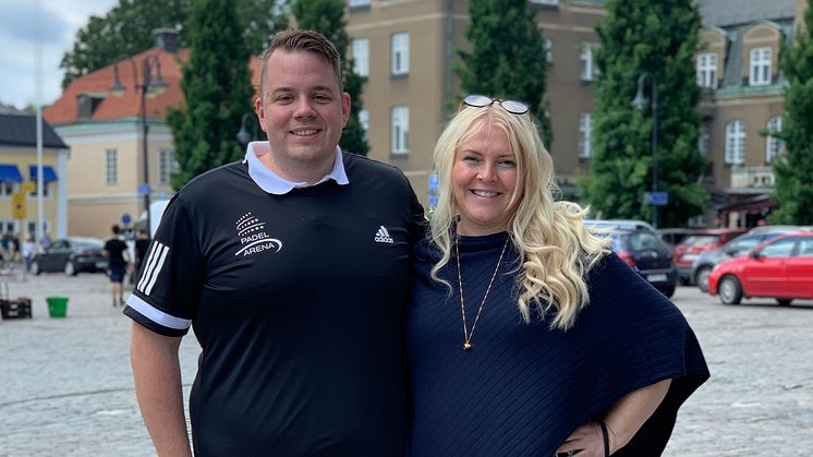 Marc Sätre, VD Västerås Padel Arena och Maria Fors, VD Västerås Citysamverkan.