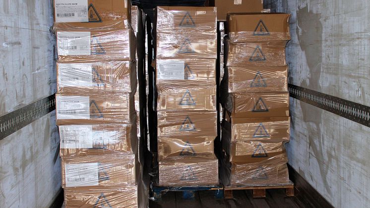 SE 18.16 Boxes on lorry