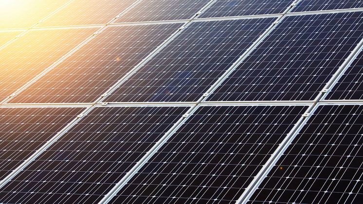 Solkarta över Ängelholm ger råd om solenergi