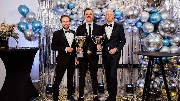 Pontus Andersson (mitten) är den mäklare som flest kunder var nöjda med under 2020 i Bjurforskoncernen. Här med Mattias Larsson (till vänster), vd på Bjurfors Skåne och Ola Lundqvist (till höger), ägare till Bjurfors.