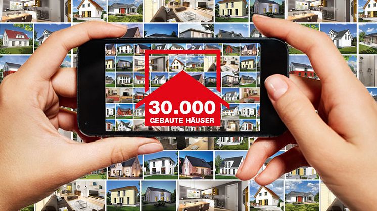 Town & Country Haus baut 30.000 Massivhaus