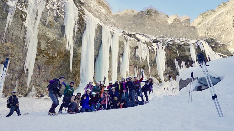 Snow-trekking in the Unryu Valley