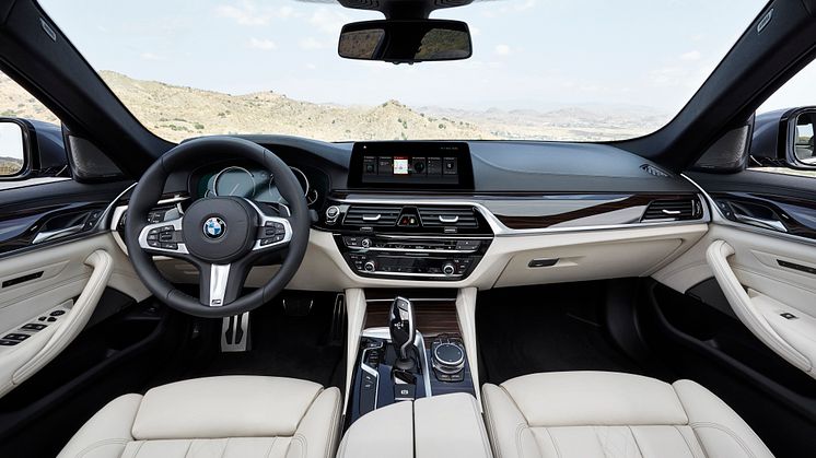 BMW 5-serie Sedan - interiør