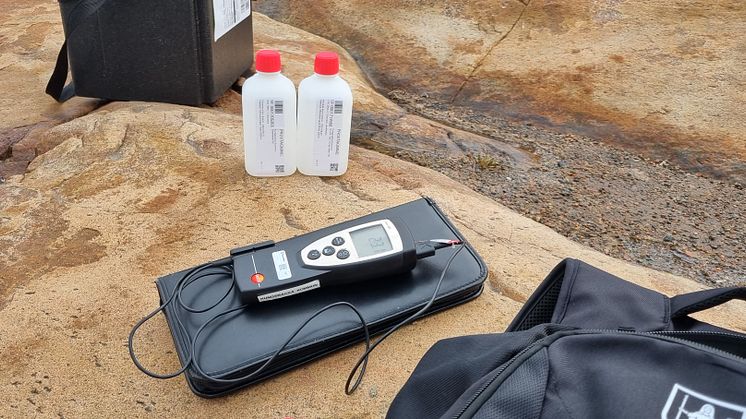 Måndagen den 19 juni kom ett resultat på omproverna på badvatten som togs under förra veckan. Resultatet visar på höga halter av bakterien escherichia coli i Lerkil och därför behöver vi avråda för bad där. Skyltar har satts upp.