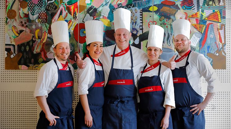 Patrick Dunn; Alisha Mynders; Michael Bäckman; Nevena Misic, Commis; Johan Grund. Foto: Per Erik Berglund