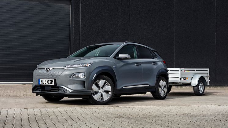 Hyundai Kona Electric med längre räckvidd och möjlighet att dra släpvagn.