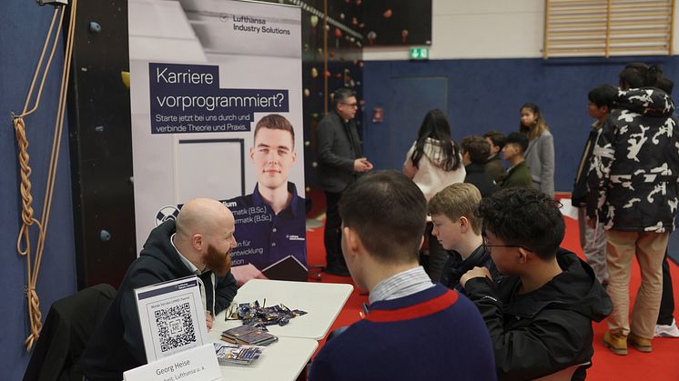 Unternehmer und Führungskräfte informierten Schülerinnen und Schüler aus Louisenlund über die Berufswahl