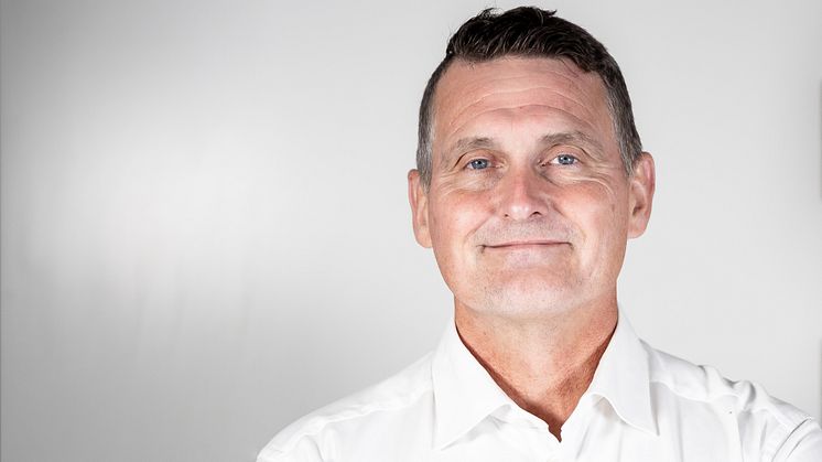 Martin Lundin ser stor potential i det innovativa Umeåföretaget Spinchem: - De har en kombination av en väldigt intressant spetsteknologi och duktiga medarbetare, säger han. 