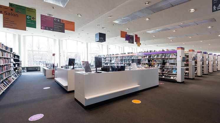 Teil des Hygieneschutzkonzept: Zentral- und Landesbibliothek Berlin (ZLB) arbeitet jetzt an beiden Standorten mit VoiceBridge-Gegensprechanlagen