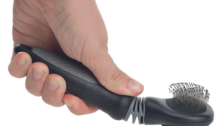 MORE FOR 2-in-1 Zupfbürste Anwendung
