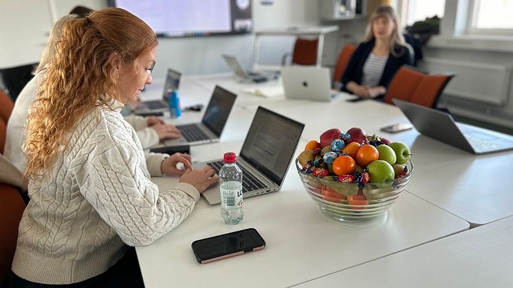 Gina Johannisson från Kungsbacka och Kajsa Norin från AI Sweden.png