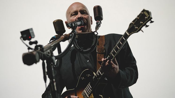 The The_Photo by Andy Paradise
