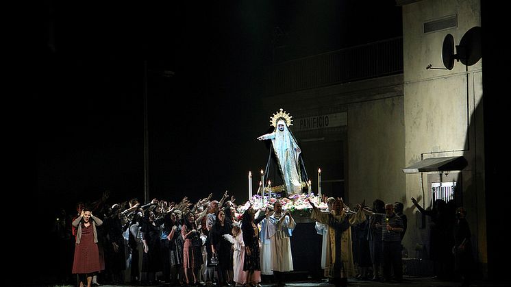 Ur Cavalleria rusticana & Pagliacci. Foto: Catherine Ashmore, The Royal Opera House