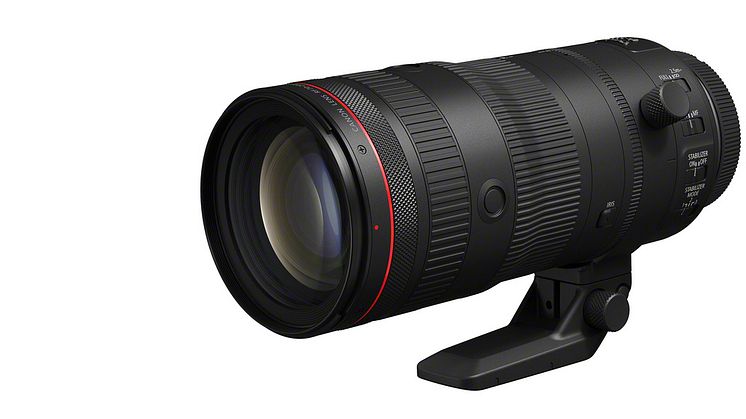 17_Canon RF 70-200mm F2.8L IS USM Z_BK_FrontSlant_L_tripod_cap.jpg