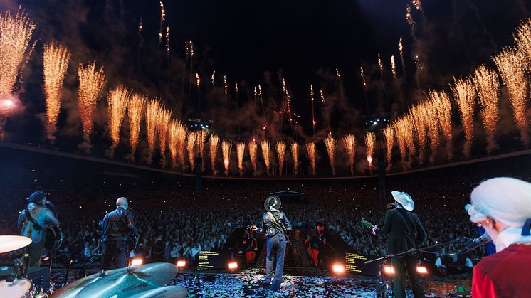 Succé för Håkan Hellström på Stockholms Stadion – över 30 000 personer såg konserten!