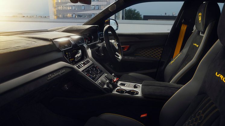 Urus Performante