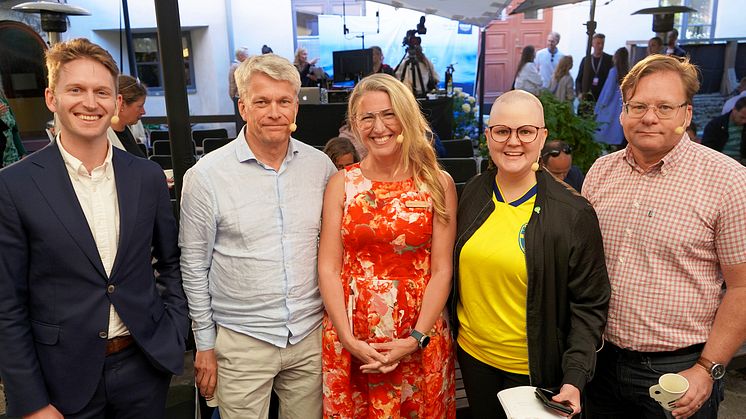 Alexander Landborn, LINK arkitektur, Per Thiberg, Vasakronan, moderator Karin Hammarskiold, Emma Hult, Civilutskottet samt Martin Erlandsson, IVL