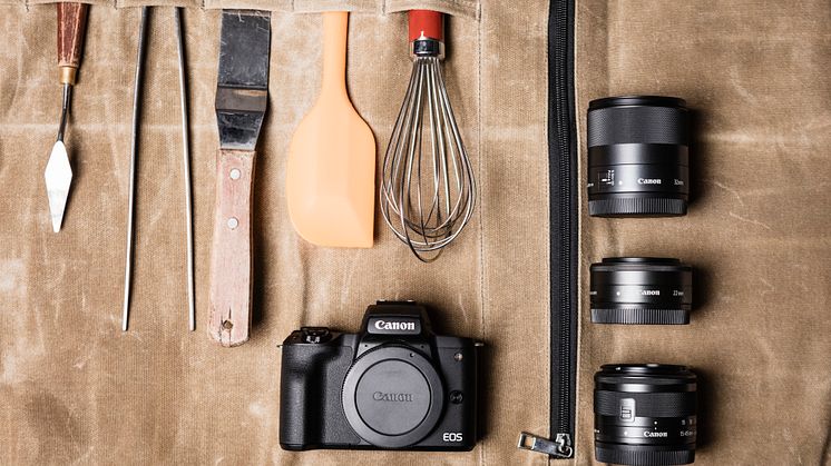 EOS M50 Mark II-Black-Ambient-Matt-Adlard18
