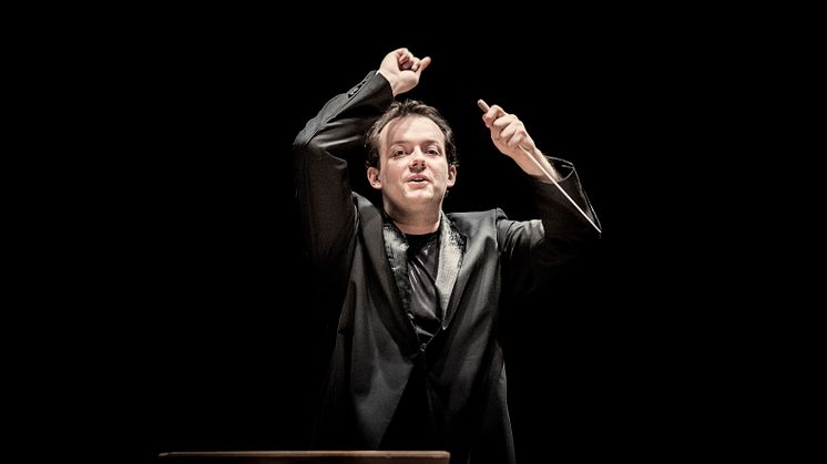 Toppdirigenten Andris Nelsons och Gewandhausorchester Leipzig till Malmö Live nästa år