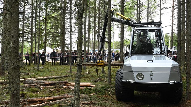 Combi machines, tree protectors and saw innovations – everything is on offer at Elmia Wood.