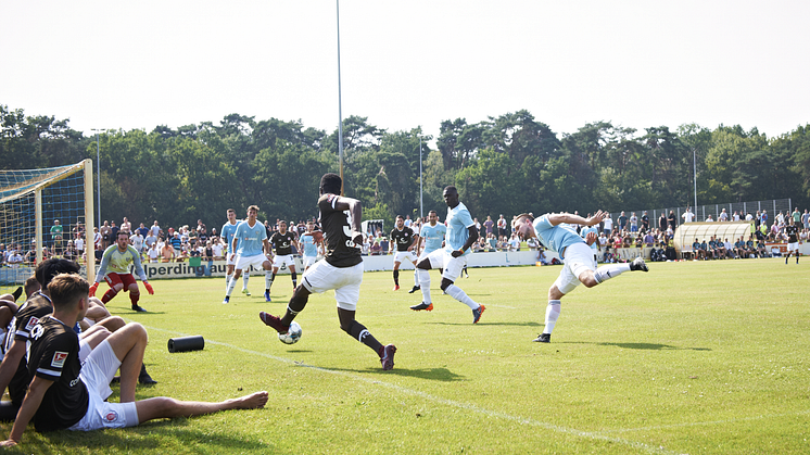 #congstarfanchallenge: F.C. Teutonia Ottensen vs. FC St. Pauli