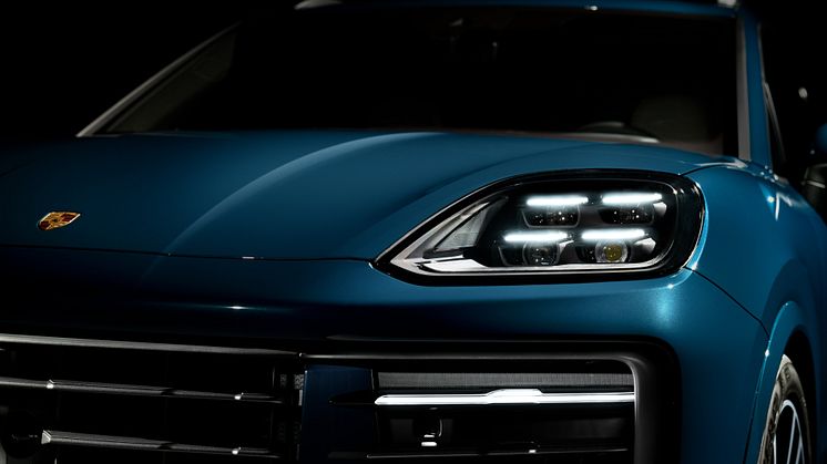 Cayenne_Basis_exterior_Scheinwerfer_Kopie_highres