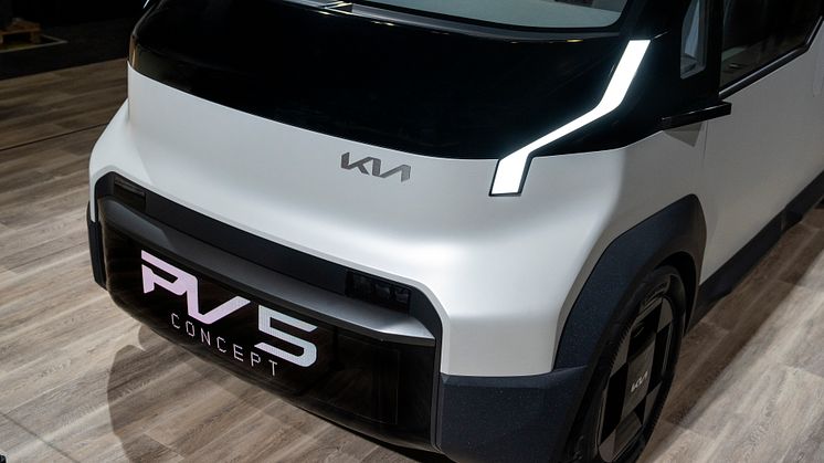kia-pbv-pv5-iaa-24-static-highres006.jpg