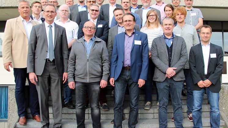 Die Teilnehmer des Energieeffizienz-Netzwerks Franken haben sich beim Porzellanhersteller Rosenthal in Selb getroffen und ihre gemeinsamen Ziele vereinbart.