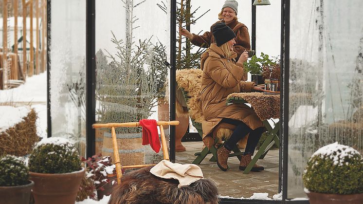 Årets julmarknad hos Classicum och Segers Mat är årets största evenemang i Kabbarp med 25 lokala utställare. Bland glasade rum, i butiken och restaurangen blir det julupplevelser för hela familjen. 