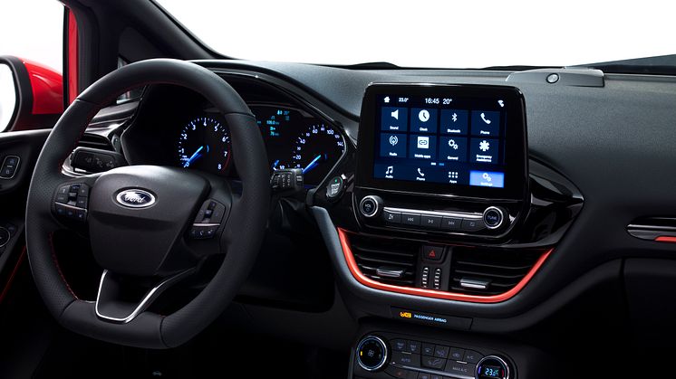 FORD_FIESTA_ST-LINE_MIDDLE_CONSOLE