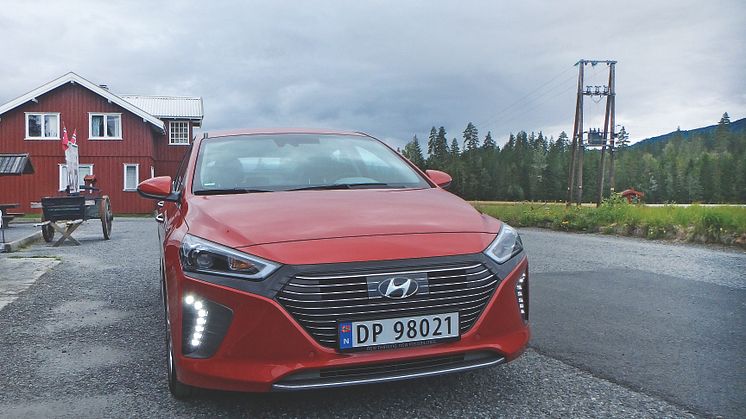 Hyundai IONIQ hybrid