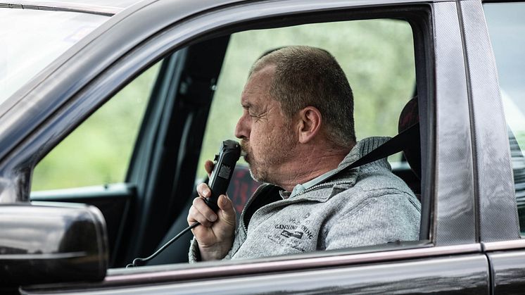 Siden 2015 har det været muligt for spritbilister, der har fået inddraget kørekortet, at afsone med alkolås. Den sikrer, at man ikke kan tænde bilen, hvis man har en promille på 0,5 eller højere. Foto: PR