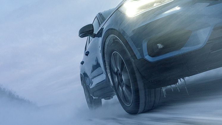 Nokian_Tyres_Driving_safety_in winter_01 (1).jpg