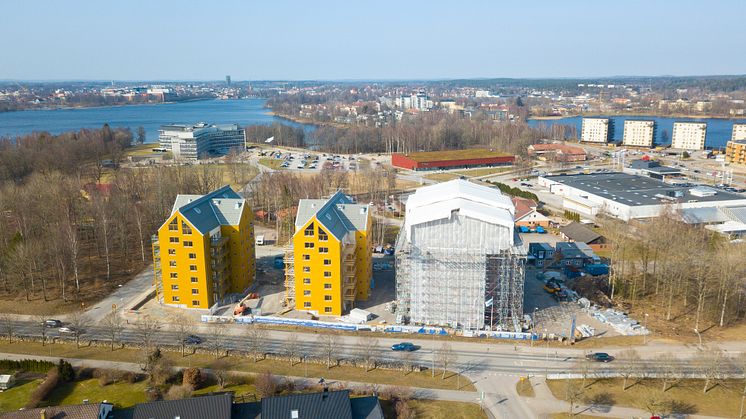 Ett av tre hus på brf Pelarsalen är klart och inflyttat. Nu ska HSB bygga ytterligare två hus i den blivande grannföreningen - brf Arkaden. 