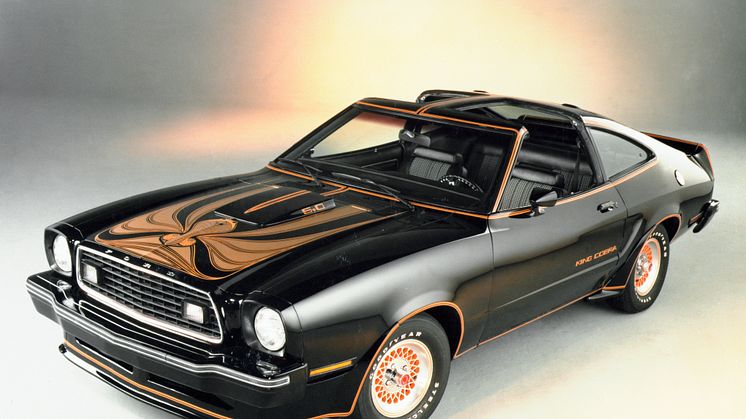 Ford Mustang 1964 2019