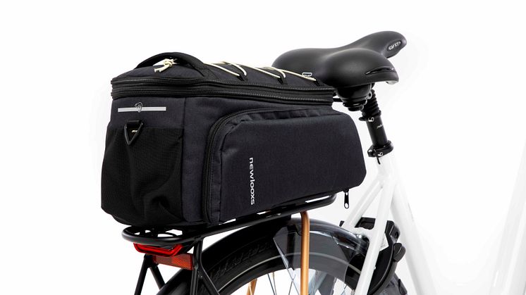 474330MIK Sports Trunkbag MIK Black bike.JPG