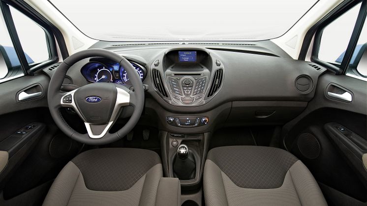 Ford Transit Courier, interiør