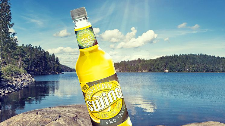 Juhannuksen suosikkijuoma sai uuden maun: Swing Crispy Lemon on kesän raikkain lonkerouutuus 