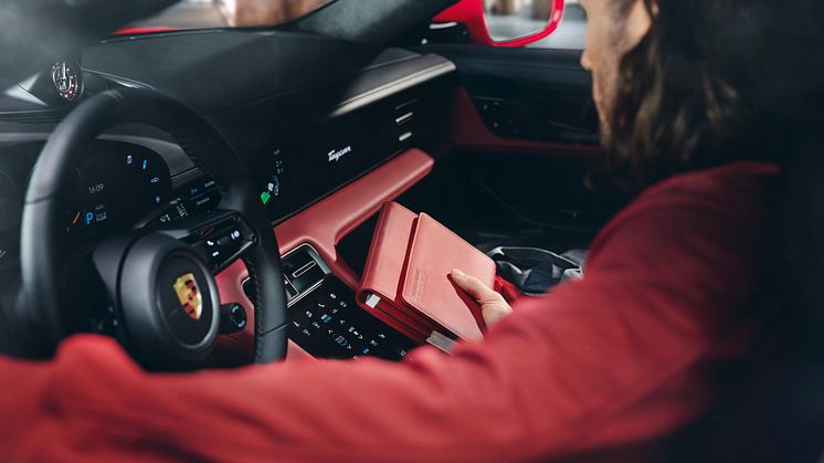 Porsche Exclusive Manufaktur 2.jpeg